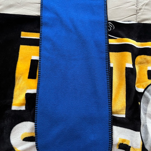 Fleece scarf and beanie hat - Picture 6 of 10